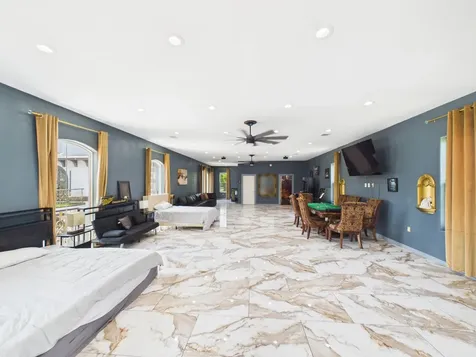 1259 County Road 147 Alvin TX 77511