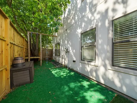 5947 Turtle Beach Lane Houston TX 77036