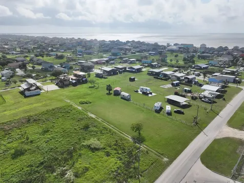 00 Sunflower Avenue Crystal Beach TX 77650