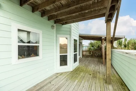 139 Driftwood Road Freeport TX 77541