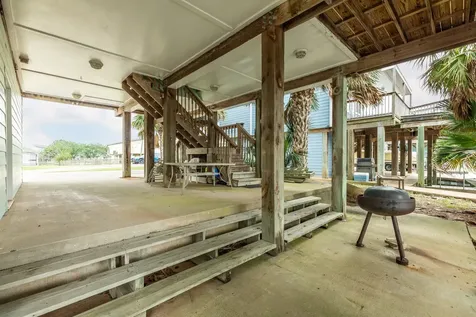 139 Driftwood Road Freeport TX 77541