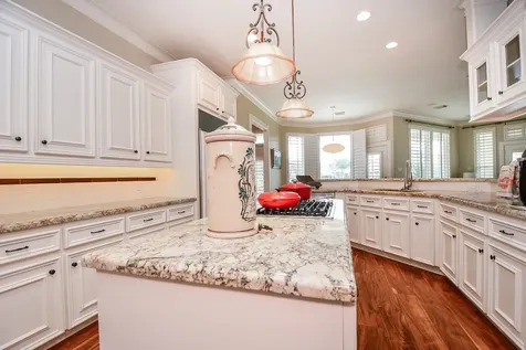 12711 Waterside Way Houston TX 77041