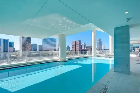 4521 San Felipe Street 2602 Houston TX 77027