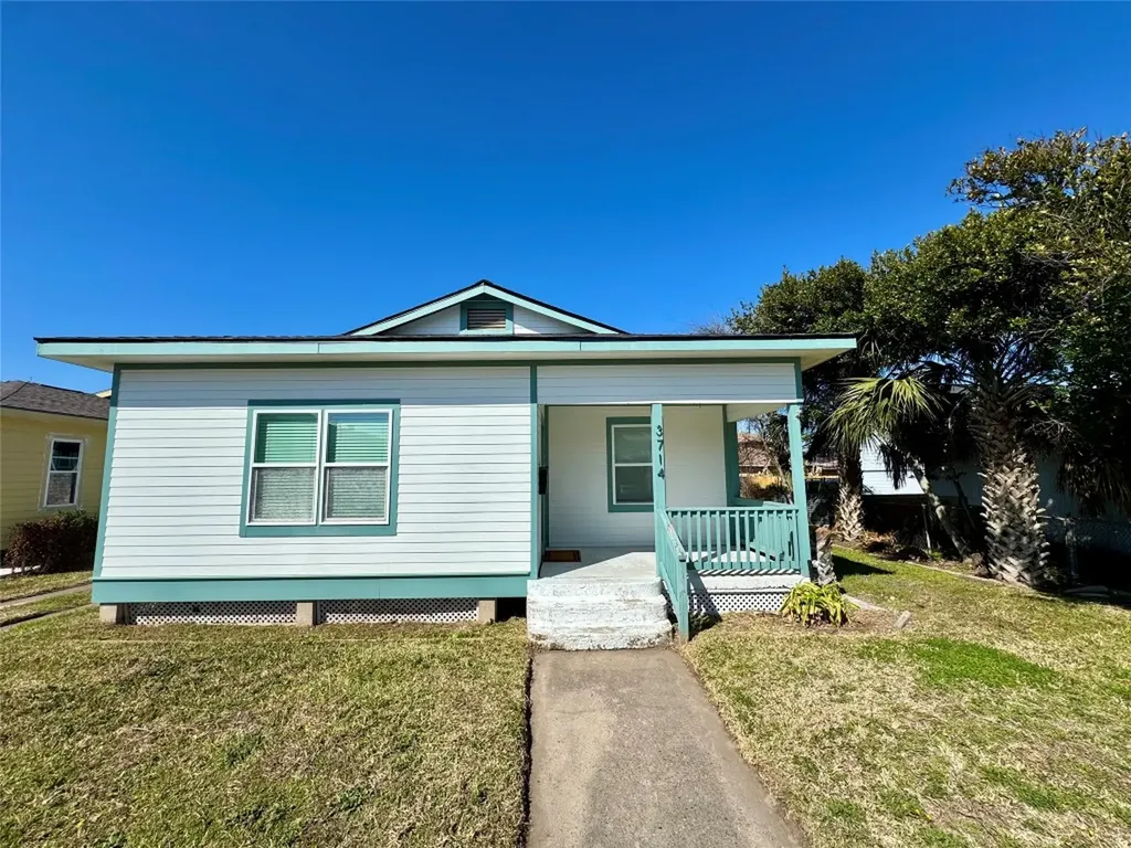 3714 Avenue S 1/2 Galveston TX 77550