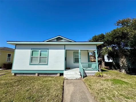 3714 Avenue S 1/2 Galveston TX 77550