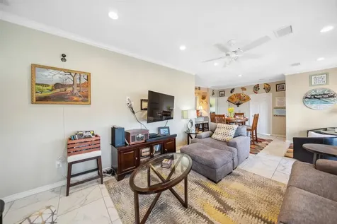 521 Beachfront Drive Matagorda TX 77457