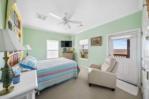 521 Beachfront Drive Matagorda TX 77457