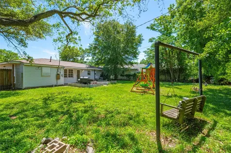 1216 15th Avenue N Texas City TX 77590