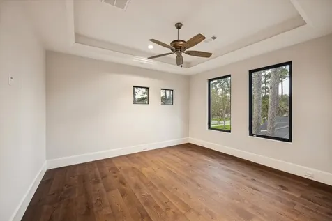 318 Knipp Road Houston TX 77024