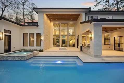 318 Knipp Road Houston TX 77024