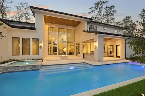 318 Knipp Road Houston TX 77024