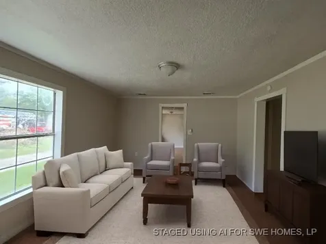 208 S 6th Street Highlands TX 77562