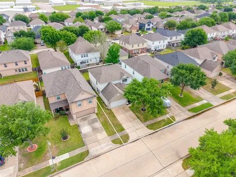 3526 Barkers Crossing Avenue Houston TX 77084