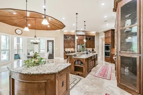 427 Lassen Villa Court Huffman TX 77336
