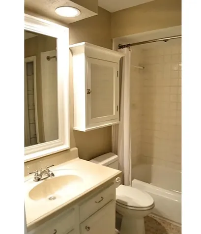 6731 Belmont Street West University Place TX 77005