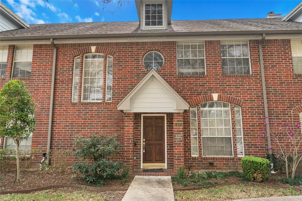 1405 El Camino Village Drive Webster TX 77058