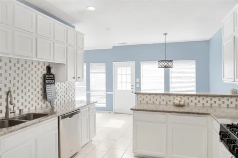 1405 El Camino Village Drive Webster TX 77058