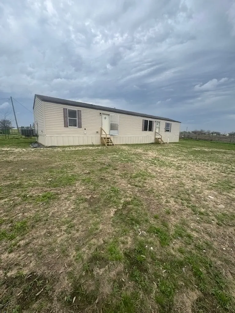 760 Reyes Silva Lane Madisonville TX 77864