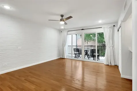 7 Briar Dale Court B Houston TX 77027