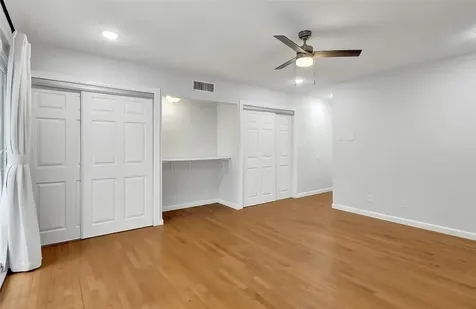 7 Briar Dale Court B Houston TX 77027