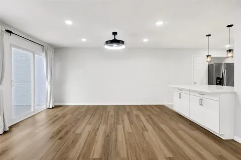 7 Briar Dale Court B Houston TX 77027