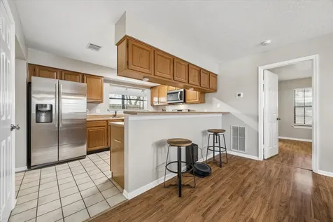 6915 Redwood Falls Drive Pasadena TX 77505