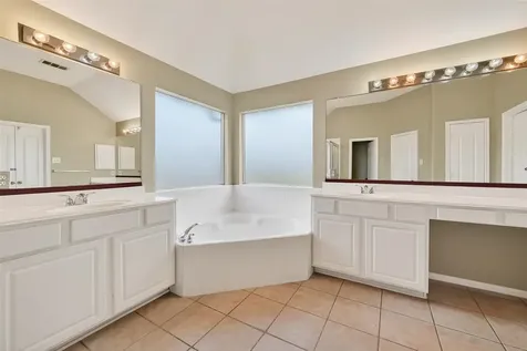 16639 Village View Trail Sugar Land TX 77498