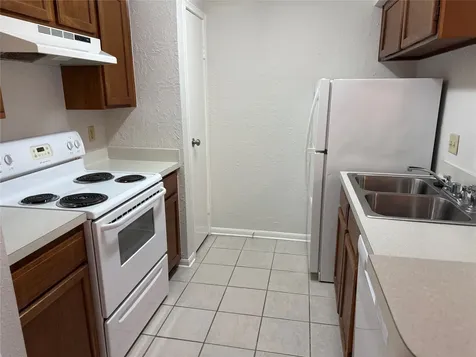2120 El Paseo Street 801 Houston TX 77054