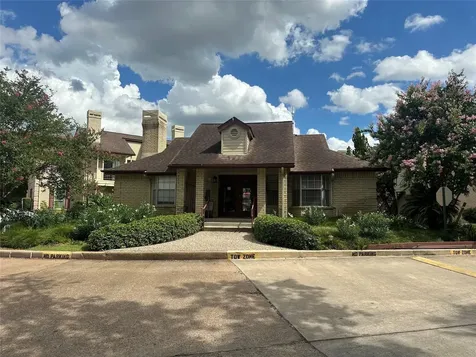 2120 El Paseo Street 801 Houston TX 77054