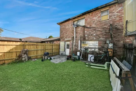 5106 Ingomar Way Houston TX 77053