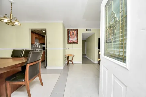 5106 Ingomar Way Houston TX 77053