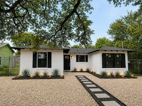 260 S East Avenue New Braunfels TX 78130