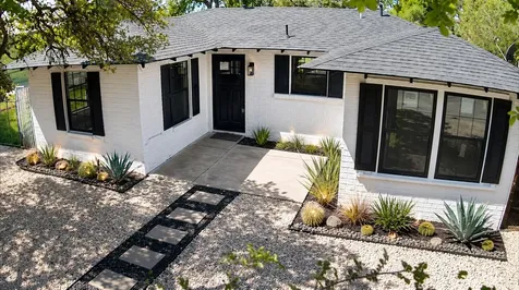 260 S East Avenue New Braunfels TX 78130
