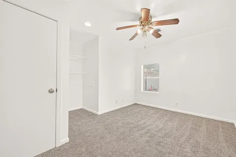 14205 Stoneshire Street Houston TX 77060