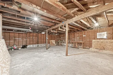 14205 Stoneshire Street Houston TX 77060