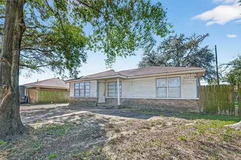 14205 Stoneshire Street Houston TX 77060