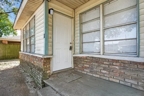 14205 Stoneshire Street Houston TX 77060