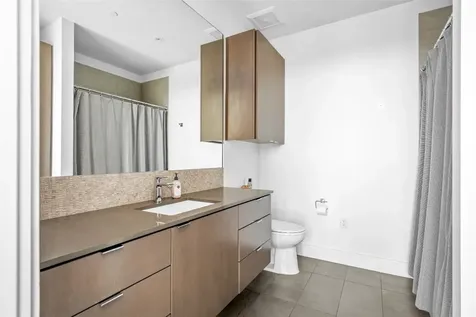3331 D'amico Street 904 Houston TX 77019