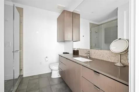 3331 D'amico Street 904 Houston TX 77019