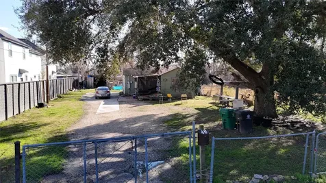 40 Dipping Lane Houston TX 77076