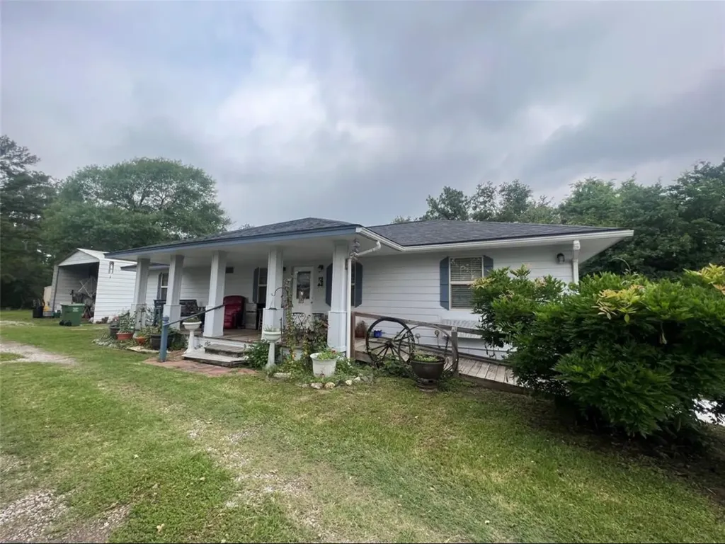 3015 State Highway 19 Huntsville TX 77320