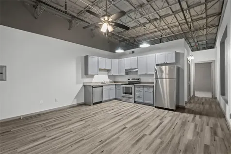 612 W Texas Avenue 228 Baytown TX 77520
