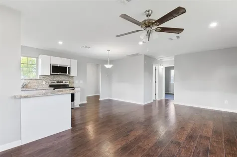 986 Dewalt Street Houston TX 77088