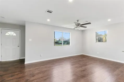 986 Dewalt Street Houston TX 77088