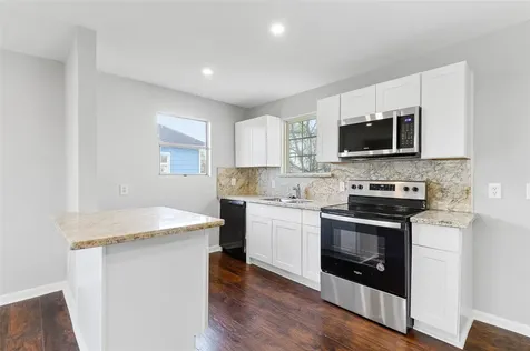 986 Dewalt Street Houston TX 77088