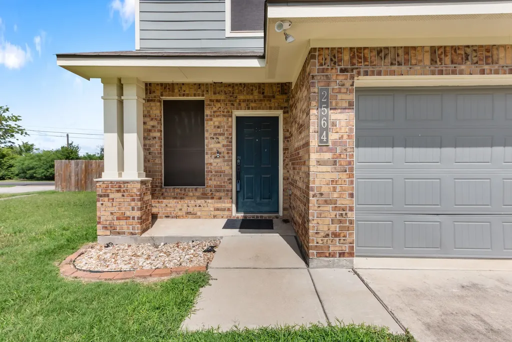 2564 Elkhorn Trail Bryan TX 77803