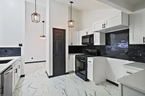 30 Crestbriar Court Baytown TX 77521