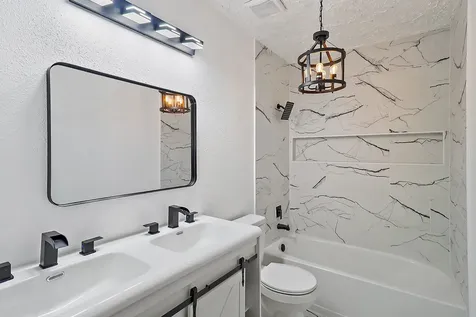 30 Crestbriar Court Baytown TX 77521