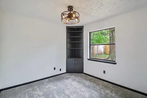 30 Crestbriar Court Baytown TX 77521
