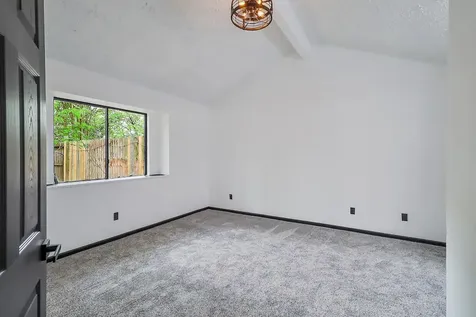 30 Crestbriar Court Baytown TX 77521